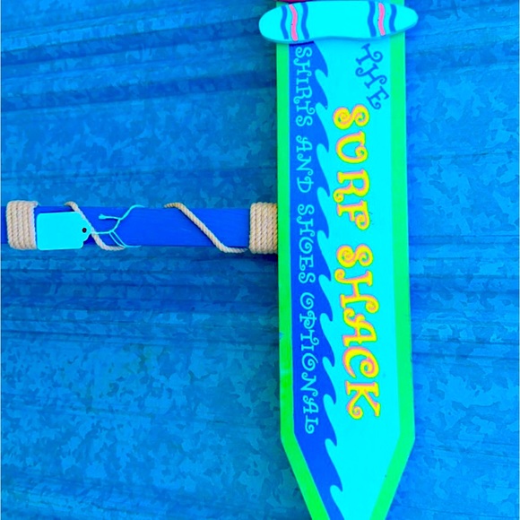 OUTDOOR ART - Picture 2 of 8